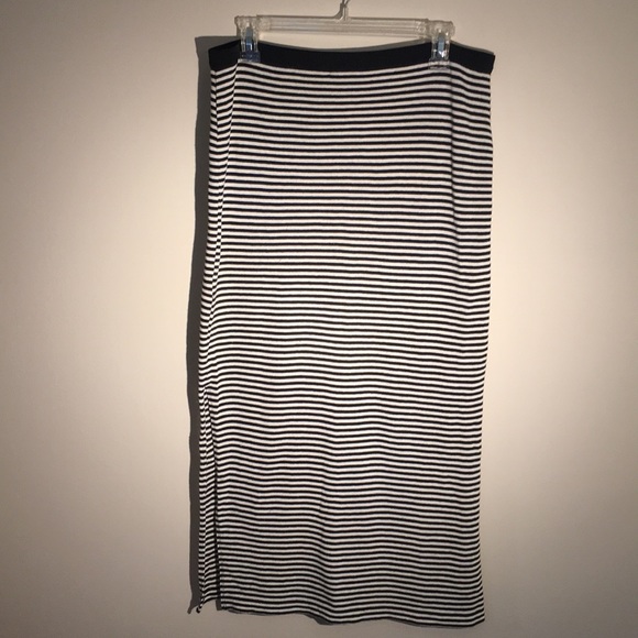 GAP KNIT STRIPED MAXI SKIRT WITH SIDE SLITS - Picture 1 of 5